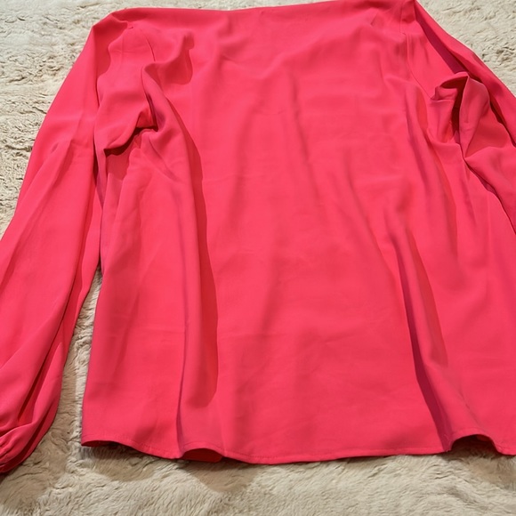 Size L blouse - Picture 8 of 16